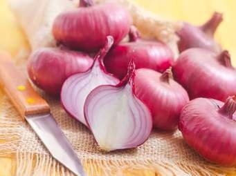 fresh-red-onions-1543767010-4522661